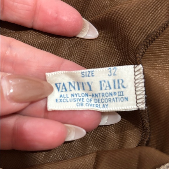 🌹Vintage Vanity Fair Chocolate Maxi with Ivory Lace🌹 - Picture 8 of 8